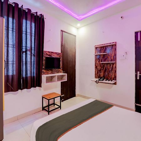 Super Collection O Kiara Guest House Lucknow Extérieur photo