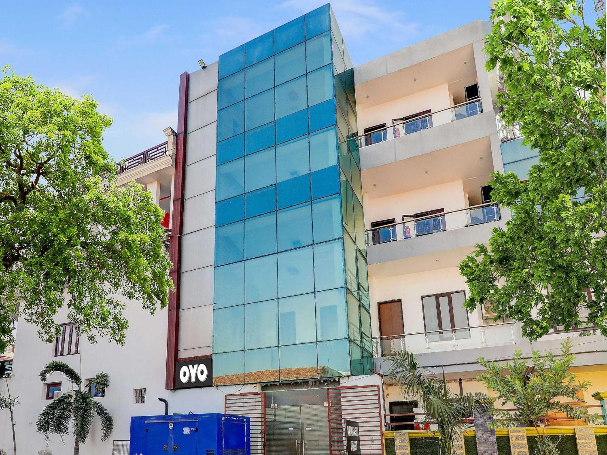 Super Collection O Kiara Guest House Lucknow Extérieur photo