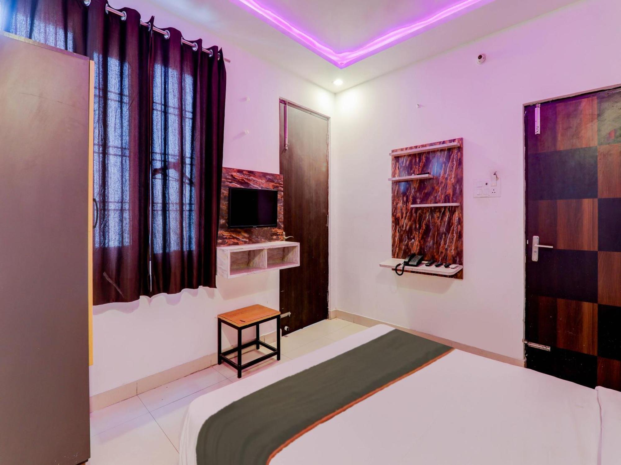 Super Collection O Kiara Guest House Lucknow Extérieur photo